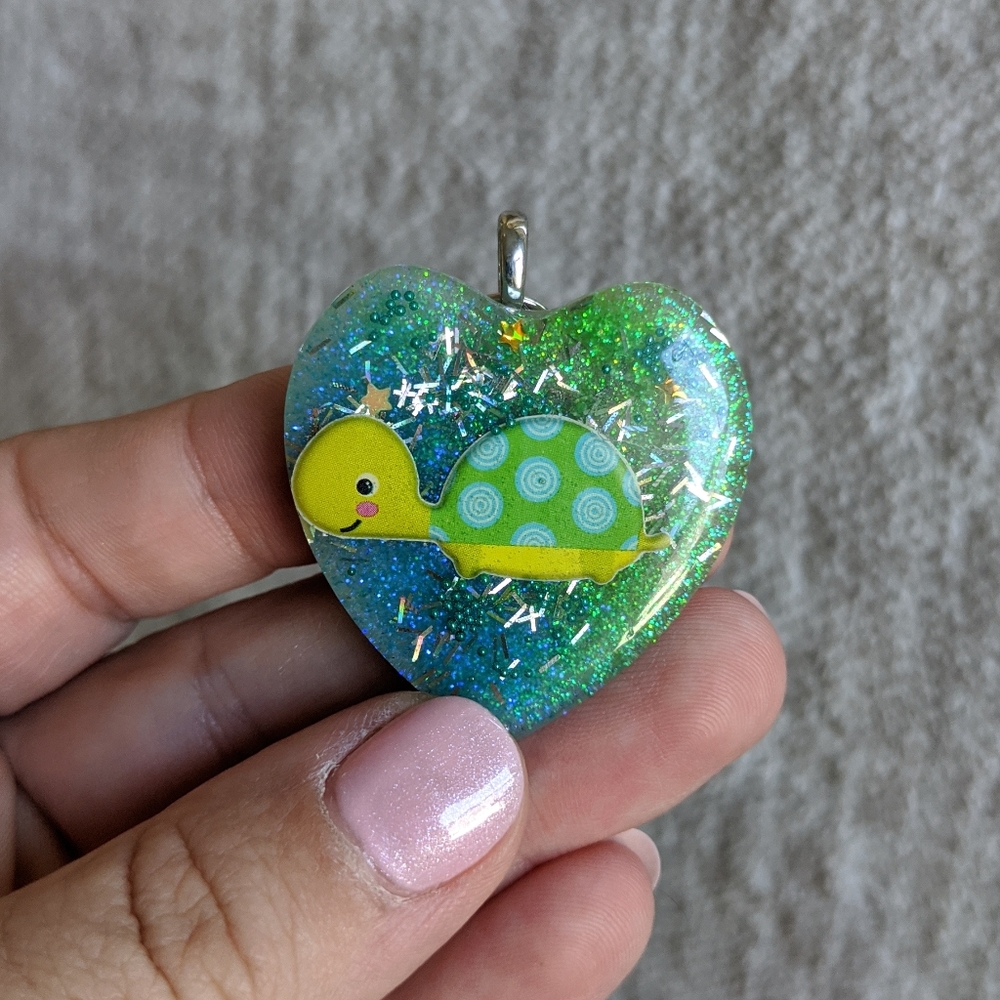 🌈BOGO🌈 Resin Keychain - Turtle